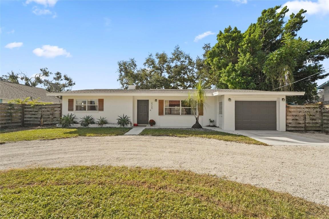 2730 Ashton Rd., Sarasota, FL 34231