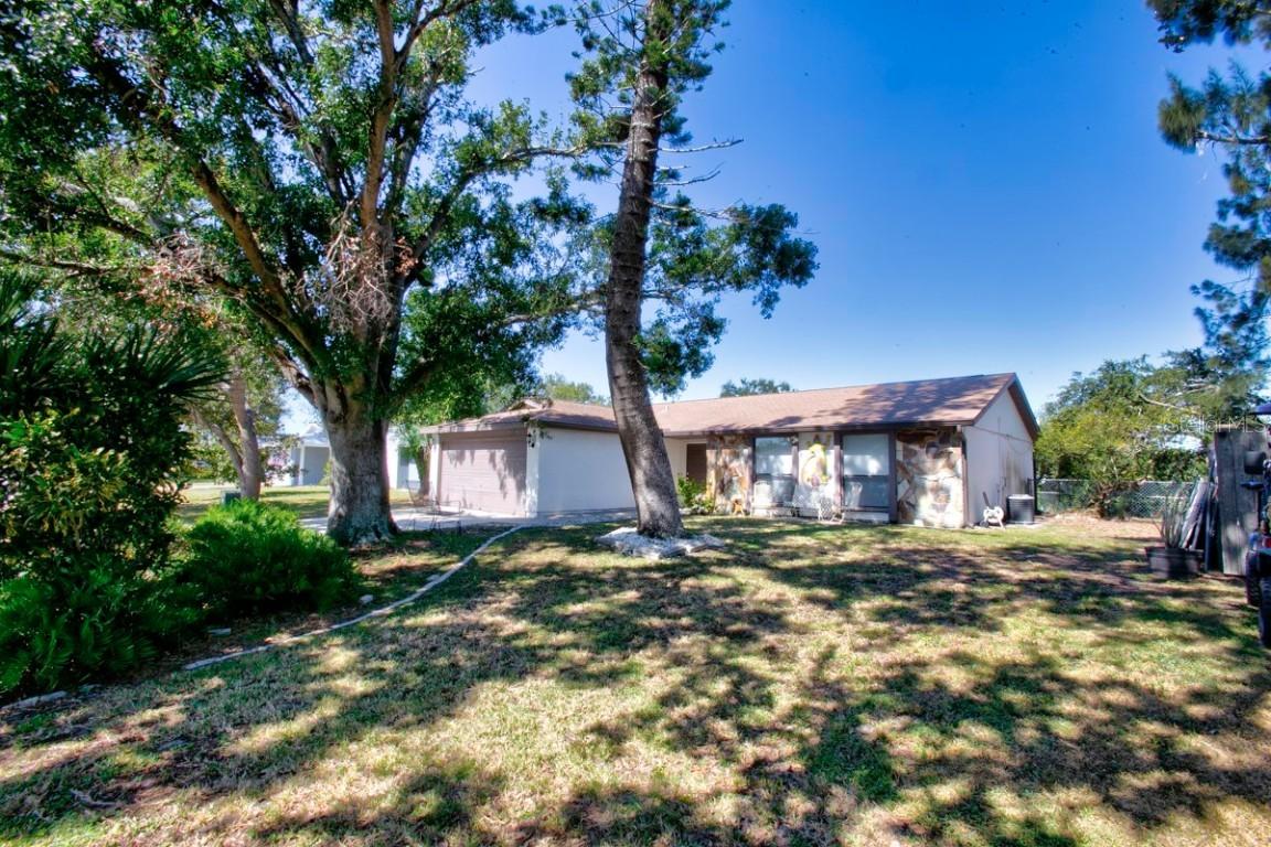 6116 38th Ave., Bradenton, FL 34209