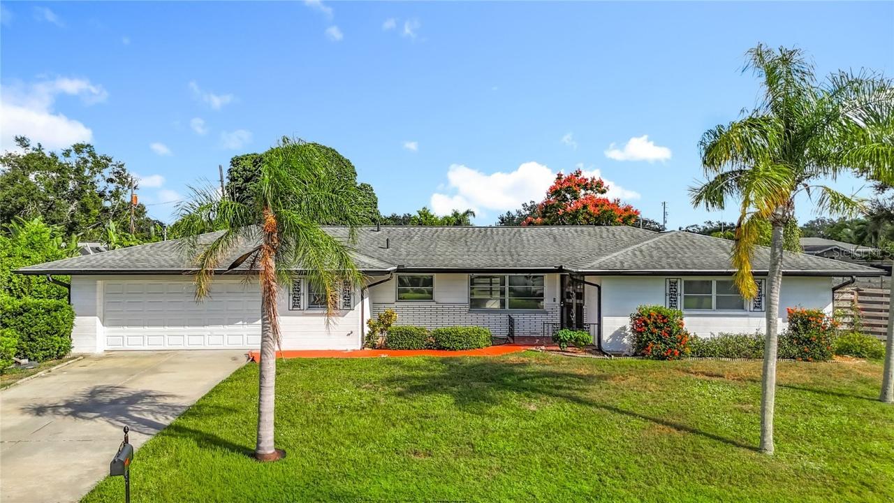 2629 Bigelow Dr., Sarasota, FL 34239