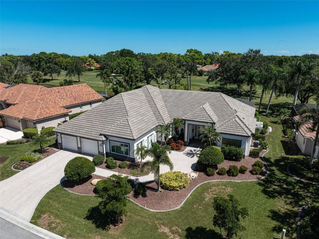 2094 Sandhill Ln., Nokomis, FL 34275