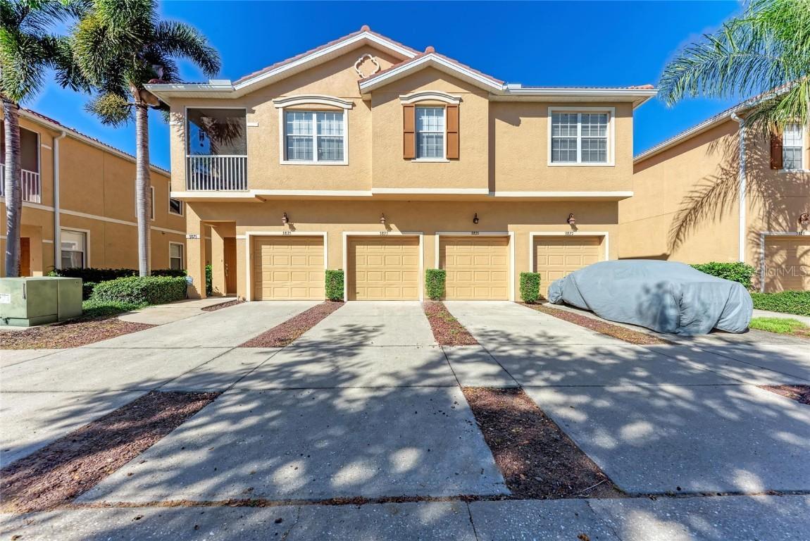 3823 Parkridge Cir. #1-101, Sarasota, FL 34243