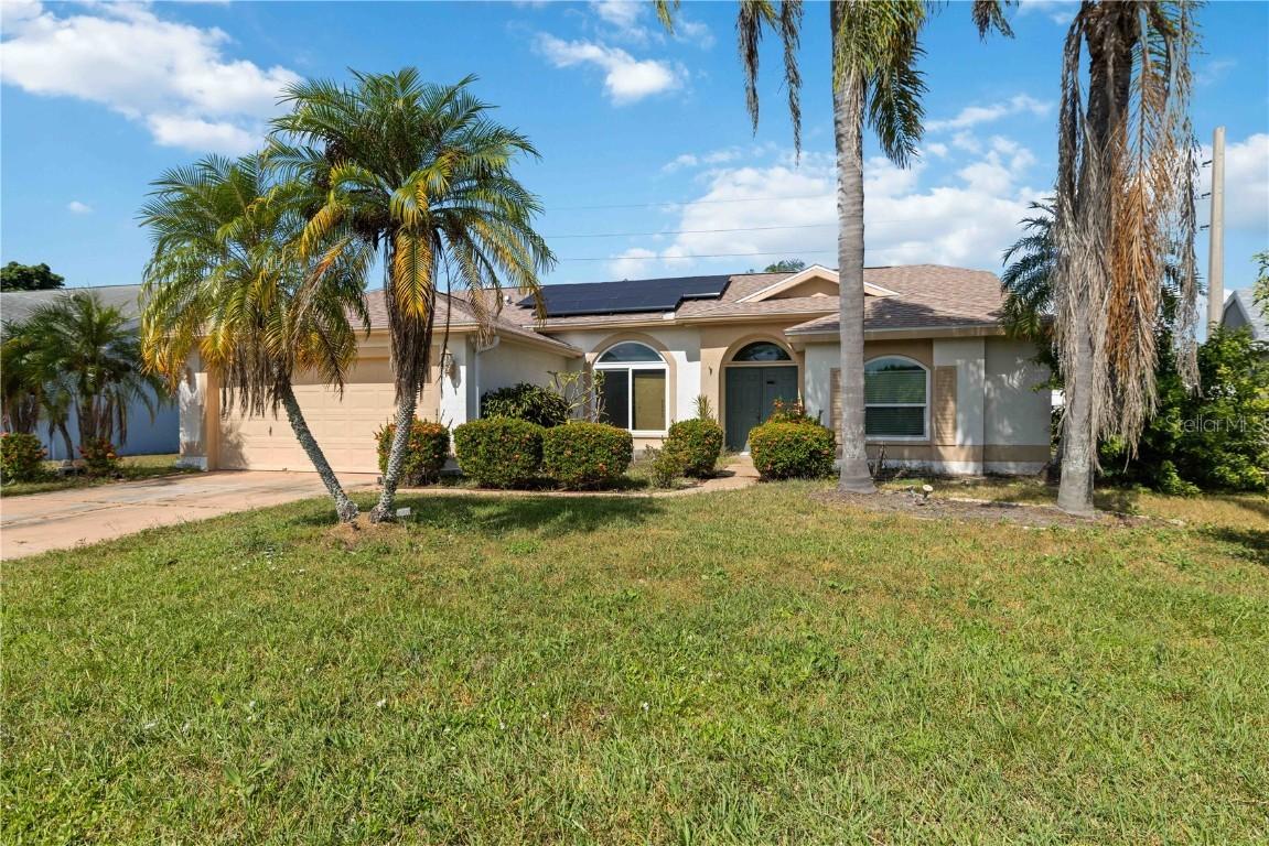 4513 Dover Street Cir., Bradenton, FL 34203
