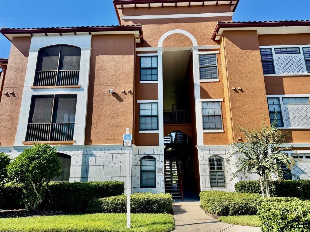 8325 38th Street Cir. #307, Sarasota, FL 34243