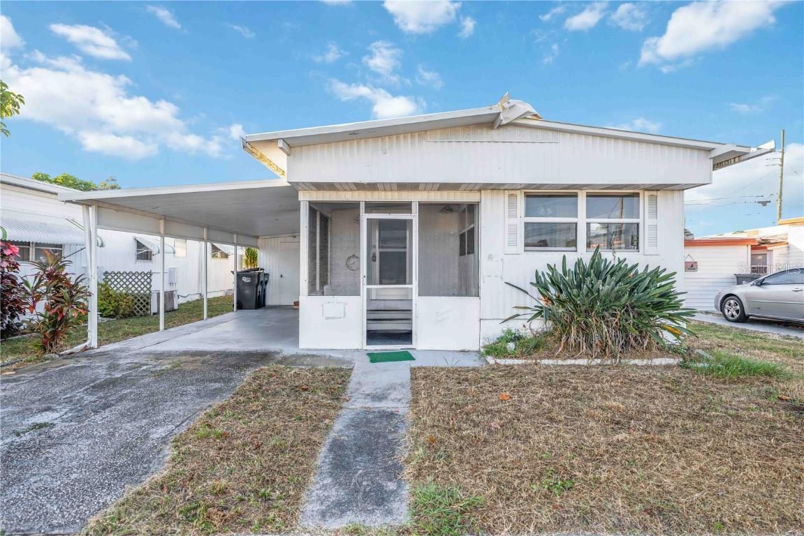 1112 49th Avenue Ter., Bradenton, FL 34207