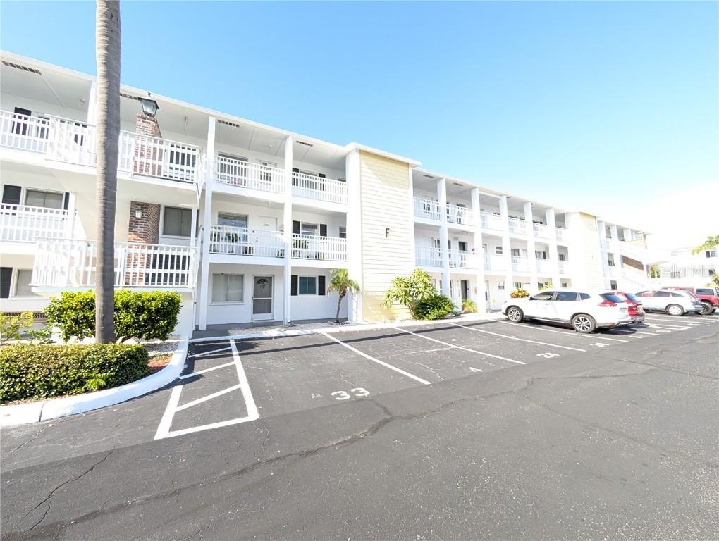1563 Leisure Dr. #F35, Bradenton, FL 34207