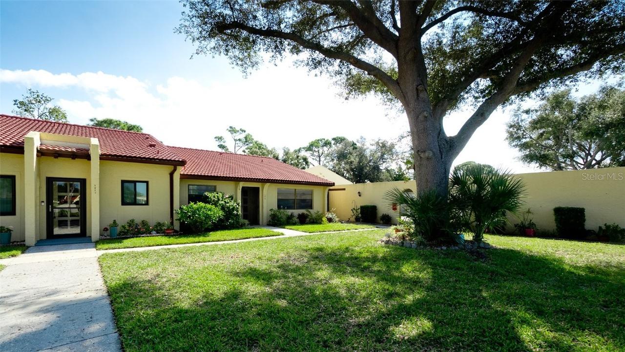 1215 56th St., Bradenton, FL 34209