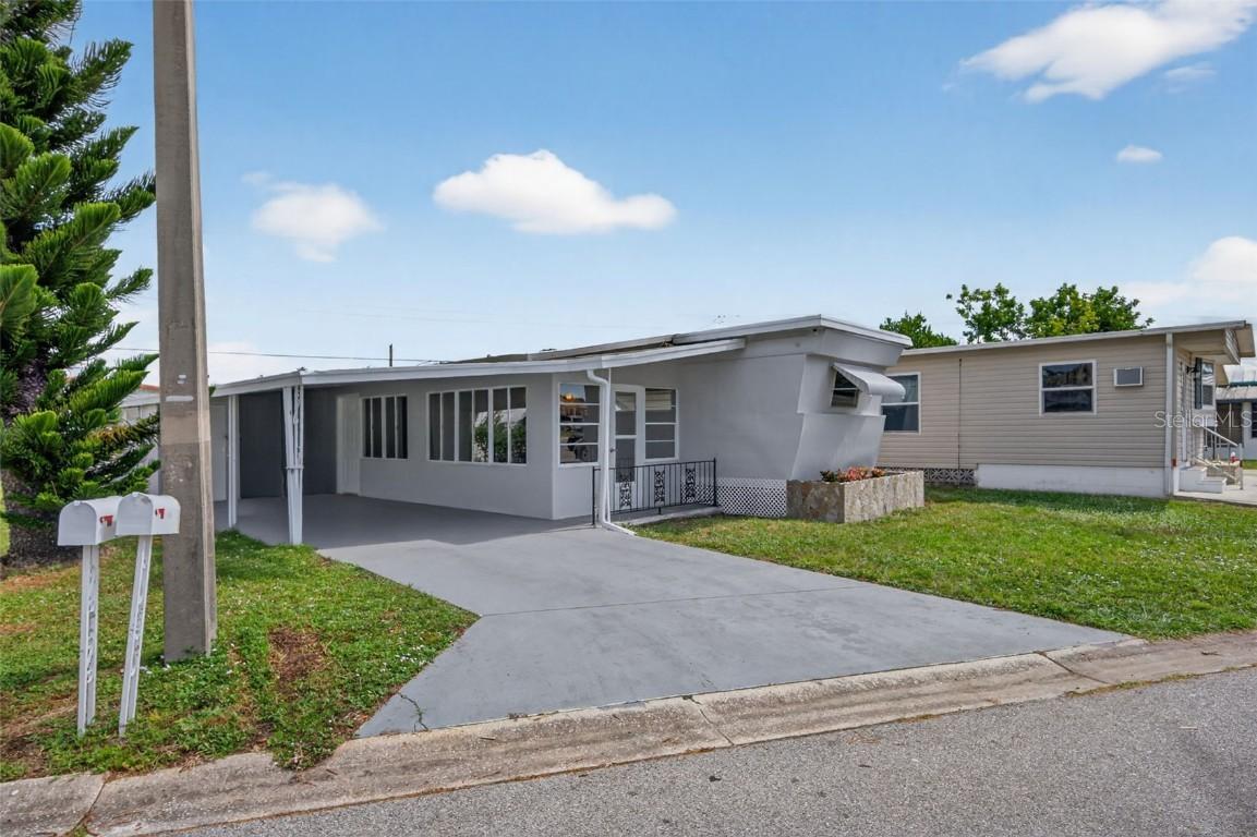 5162 Boca Raton Ave., Sarasota, FL 34234