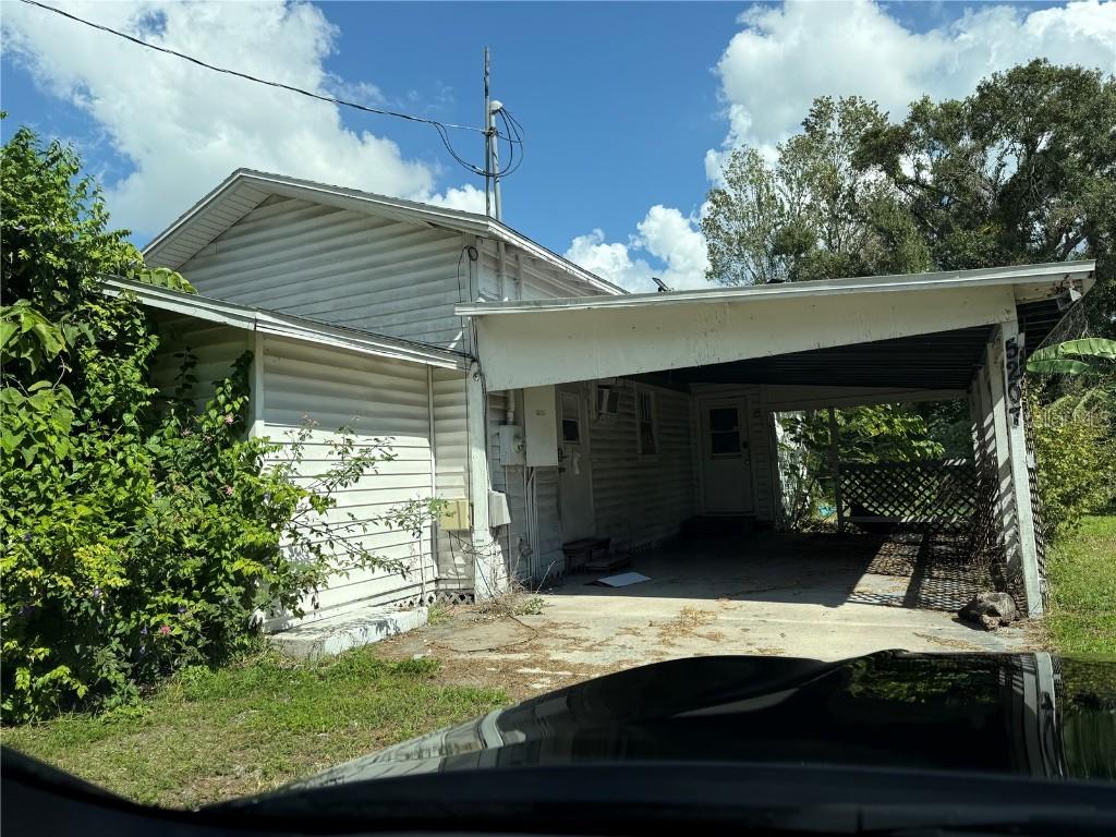 5207 15 St., Bradenton, FL 34203