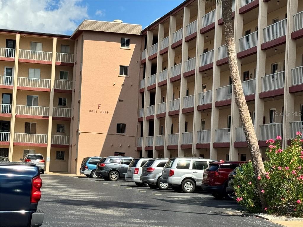 3927 Lake Bayshore Dr. #F312, Bradenton, FL 34205