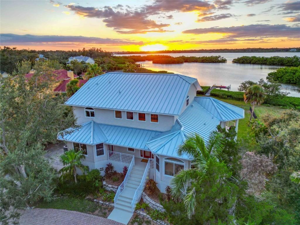 6511 Bayshore Rd., Palmetto, FL 34221