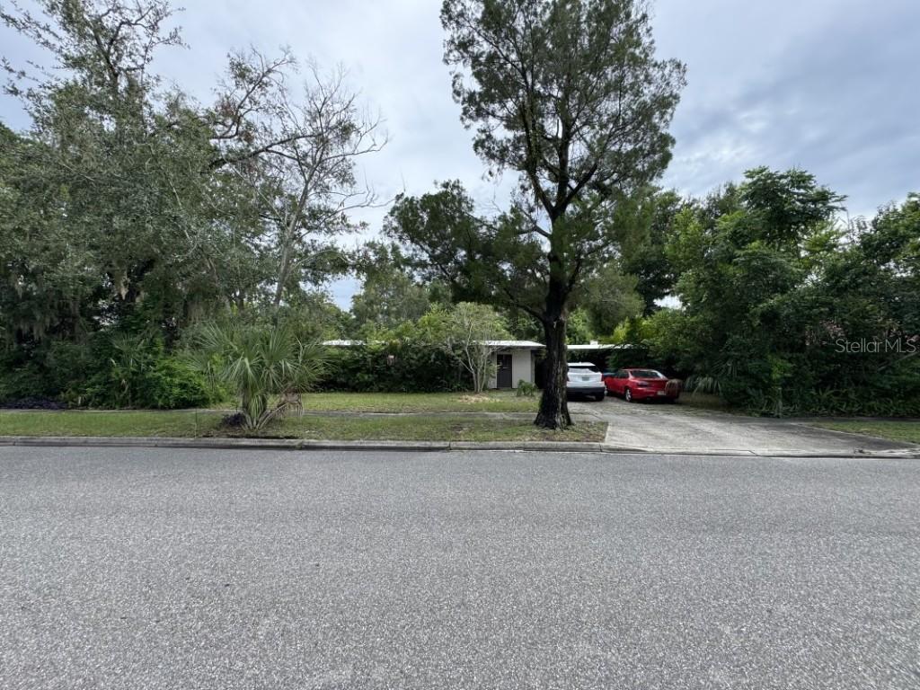 1822 Greenwich Ave., Winter Park, FL 32789