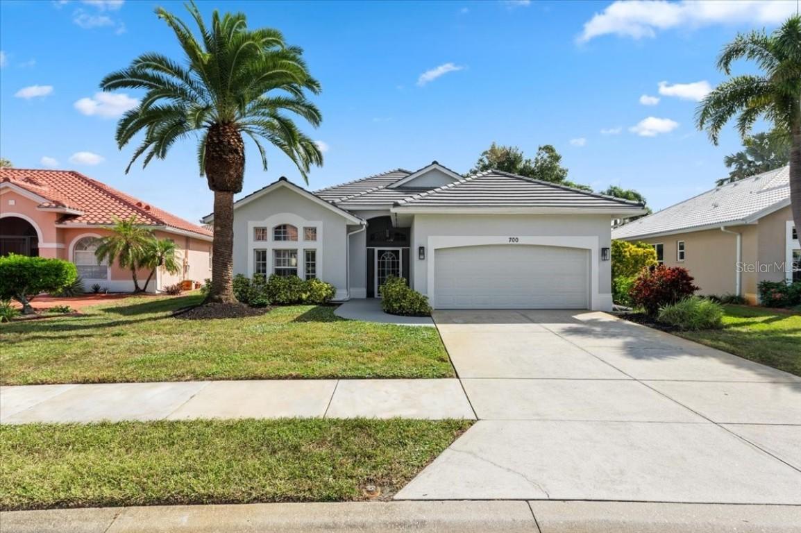 700 Silk Oak Dr., Venice, FL 34293