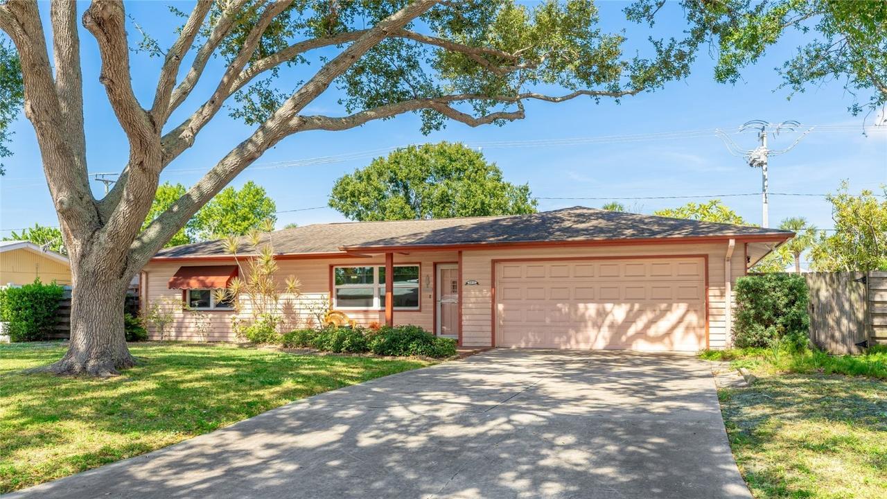 5912 7th Avenue Dr., Bradenton, FL 34209