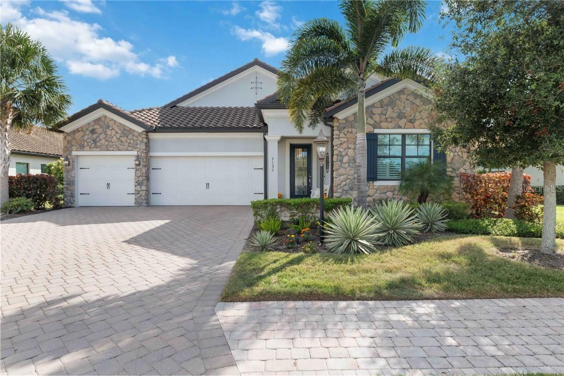7131 Whittlebury Tr., Bradenton, FL 34202