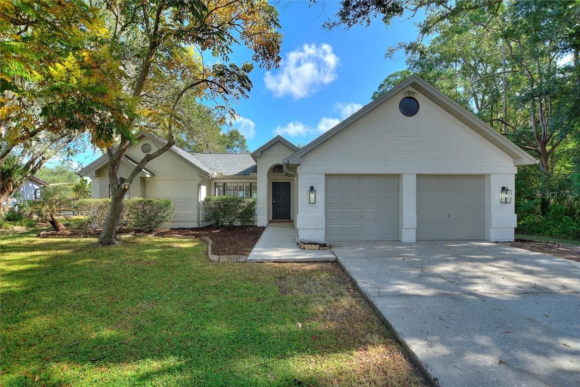 1262 Dockside Dr., Lutz, FL 33559