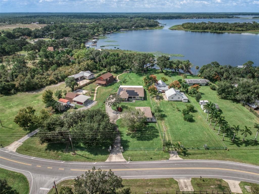 1360 Lake Josephine Dr., Sebring, FL 33875