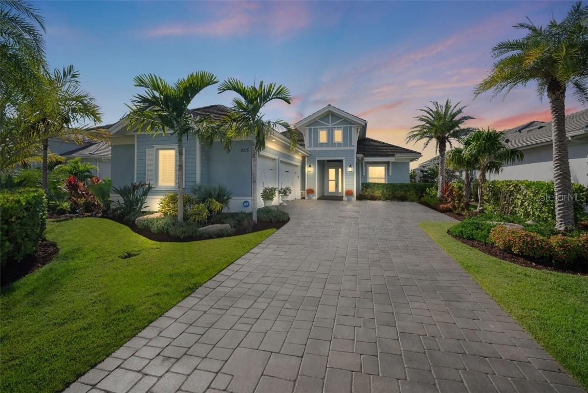 8315 Pavia Way, Bradenton, FL 34202