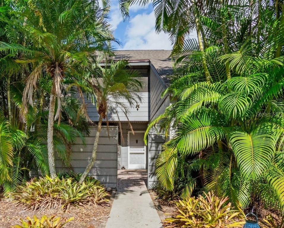 3237 Golden Eagle Ln., Sarasota, FL 34231