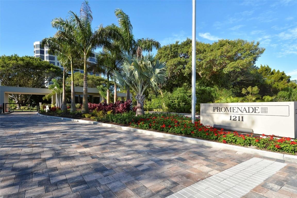 1211 Gulf Of Mexico Dr. #301, Longboat Key, FL 34228