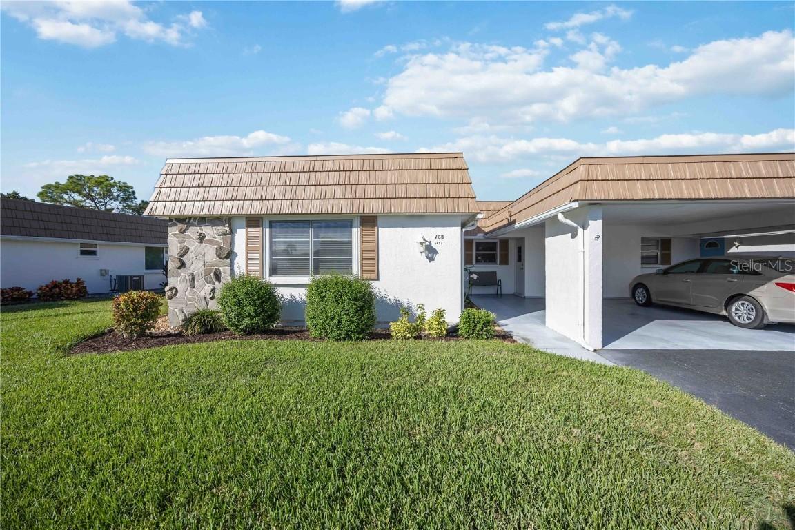 5453 Riverbluff Cir. #V68, Sarasota, FL 34231