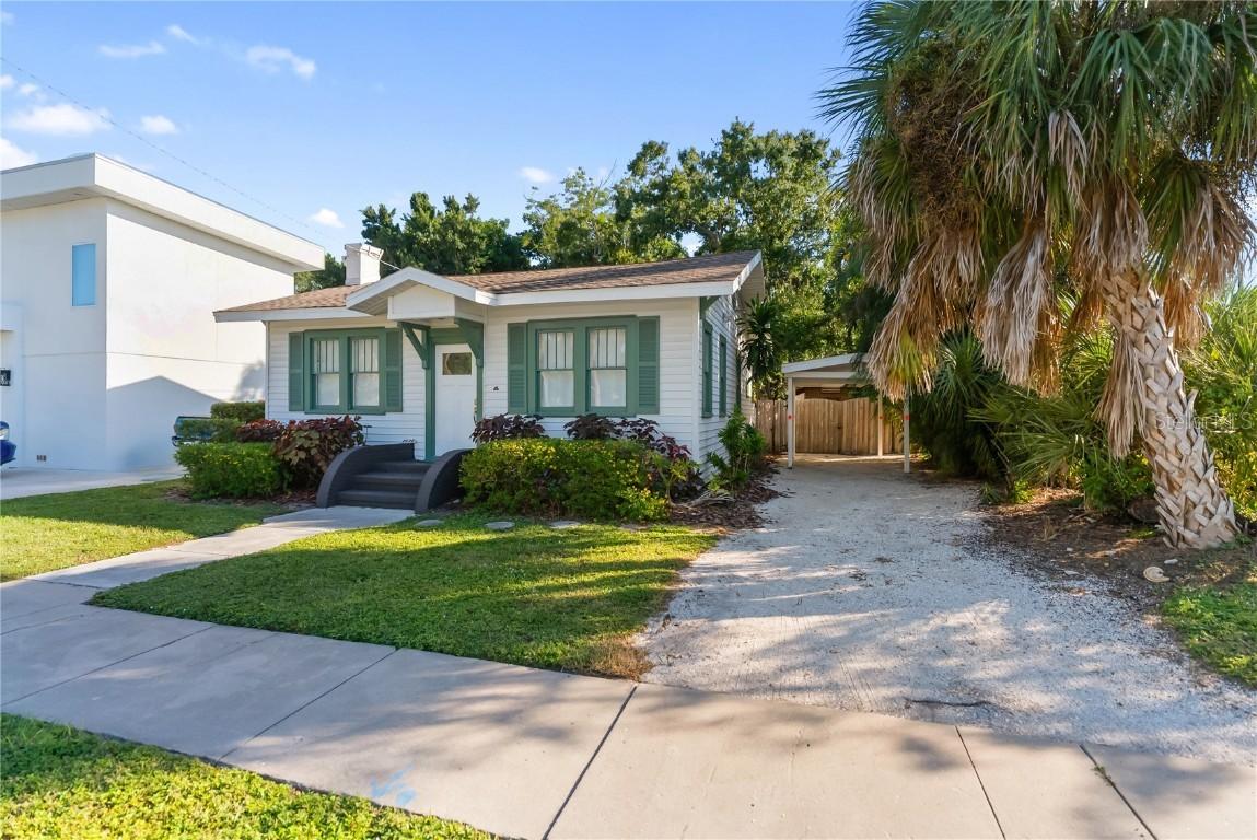 2530 Loma Linda St., Sarasota, FL 34239