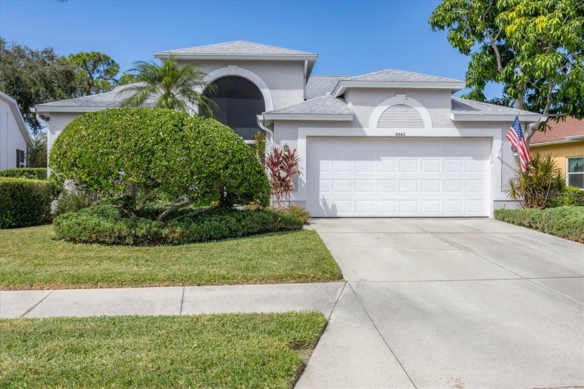 8942 Olde Hickory Ave., Sarasota, FL 34238