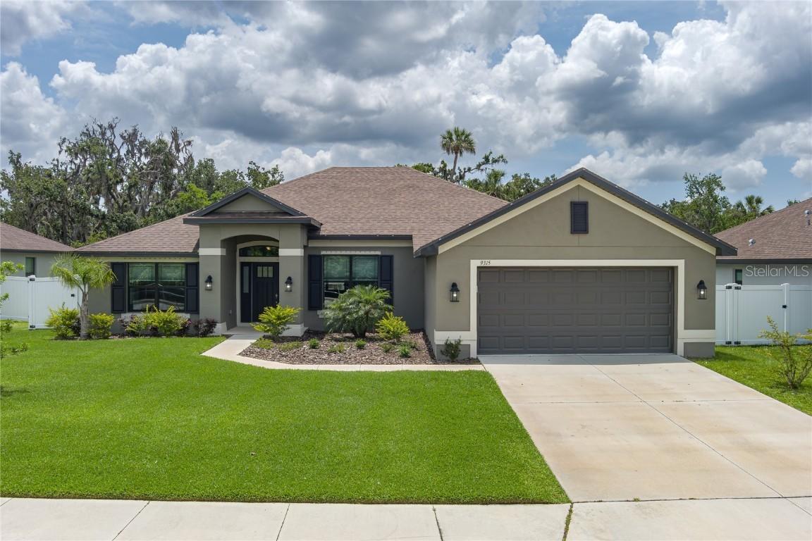 9315 45th Ct., Parrish, FL 34219