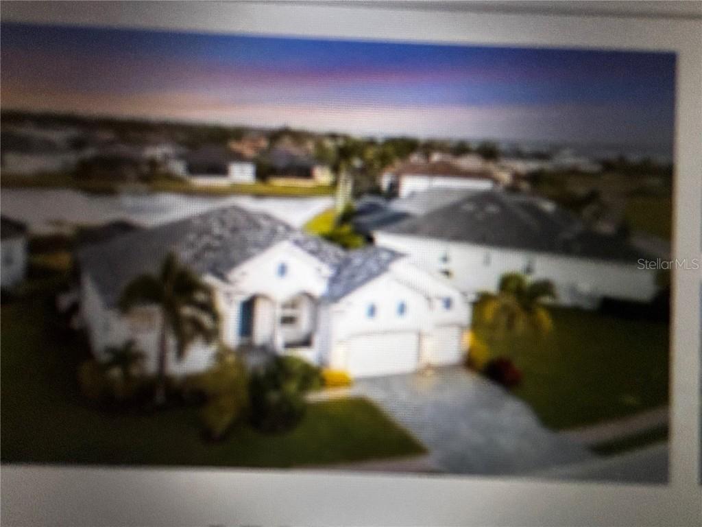 6261 Champions Row St., Bradenton, FL 34210