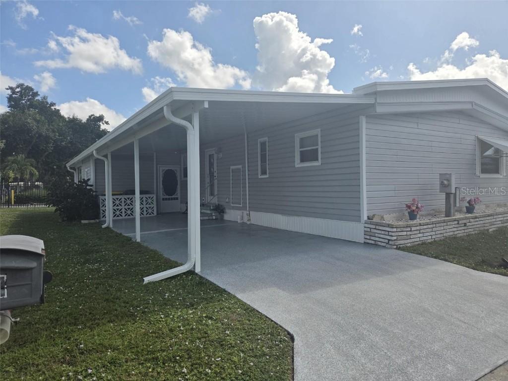 7 White Oak Ter., Sarasota, FL 34237