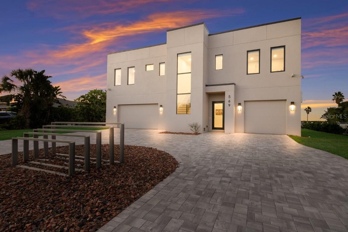 569 Rountree Dr., Longboat Key, FL 34228