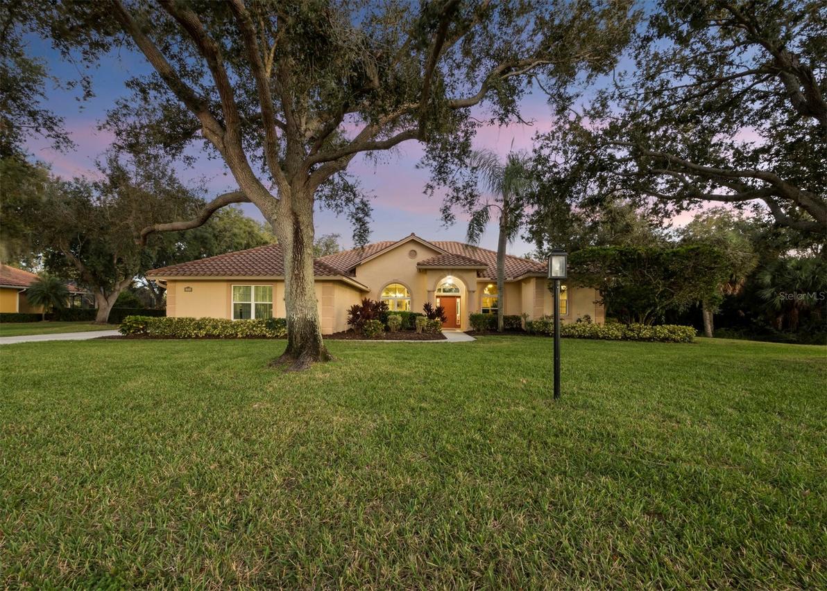 6505 Taeda Dr., Sarasota, FL 34241