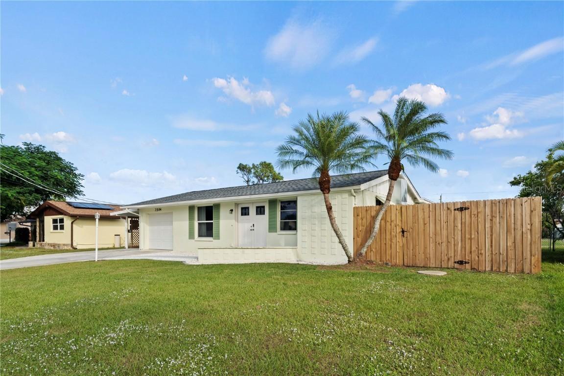3504 Middletown St., Port Charlotte, FL 33952