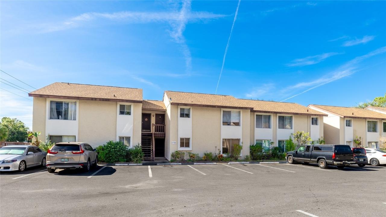 2736 Hidden Lake Blvd. #B, Sarasota, FL 34237