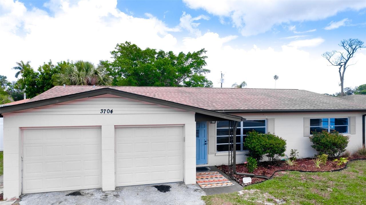 3704 17th Ave., Bradenton, FL 34205