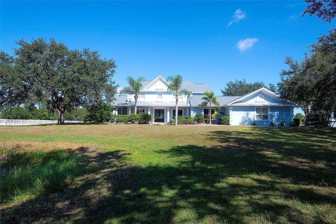 20207 77th Ave., Bradenton, FL 34202