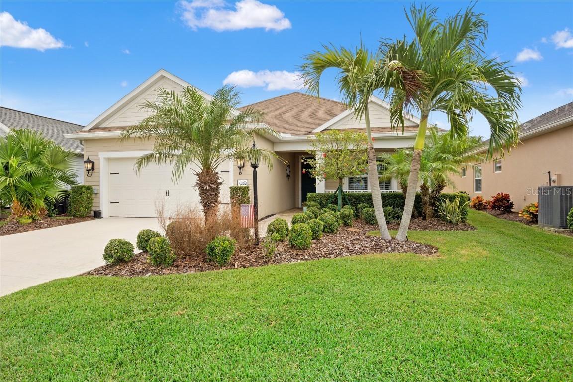 7586 Ridgelake Cir., Bradenton, FL 34203