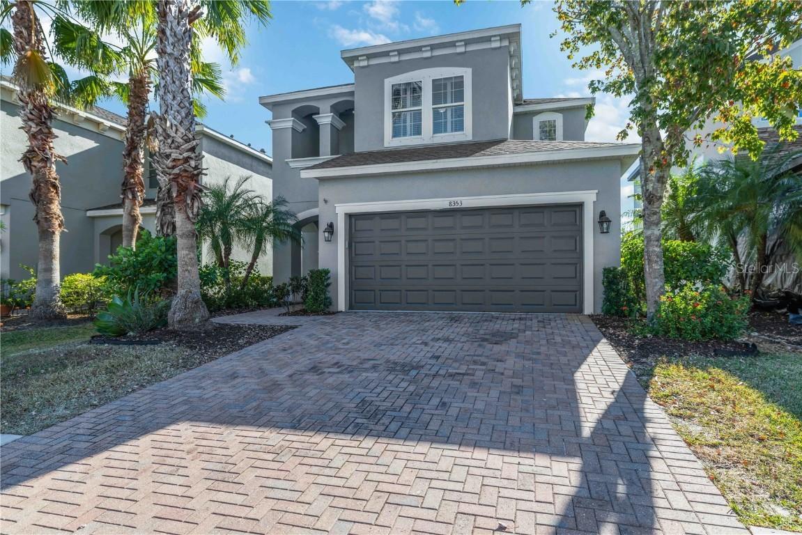 8353 Nandina Dr., Sarasota, FL 34240