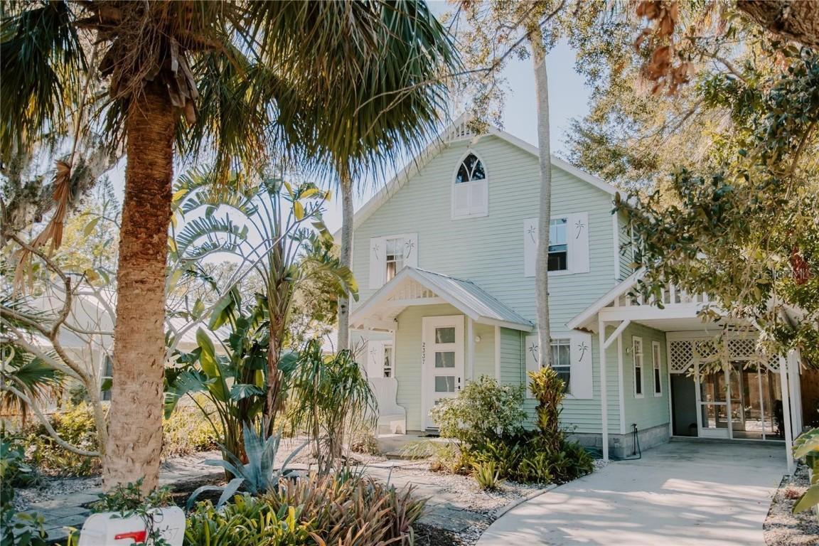 2337 Ixora Ave., Sarasota, FL 34234
