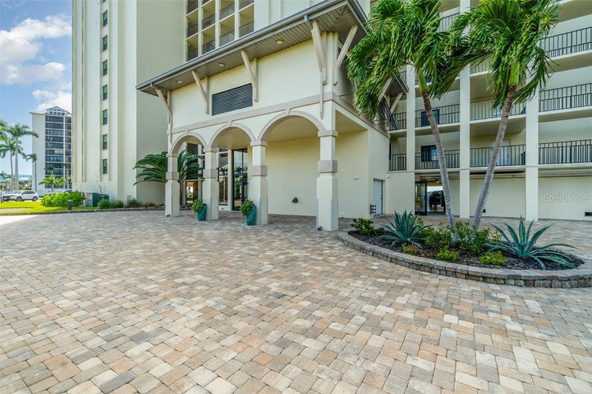 17080 Harbour Pointe Dr. #7C -713, Fort Myers, FL 33908
