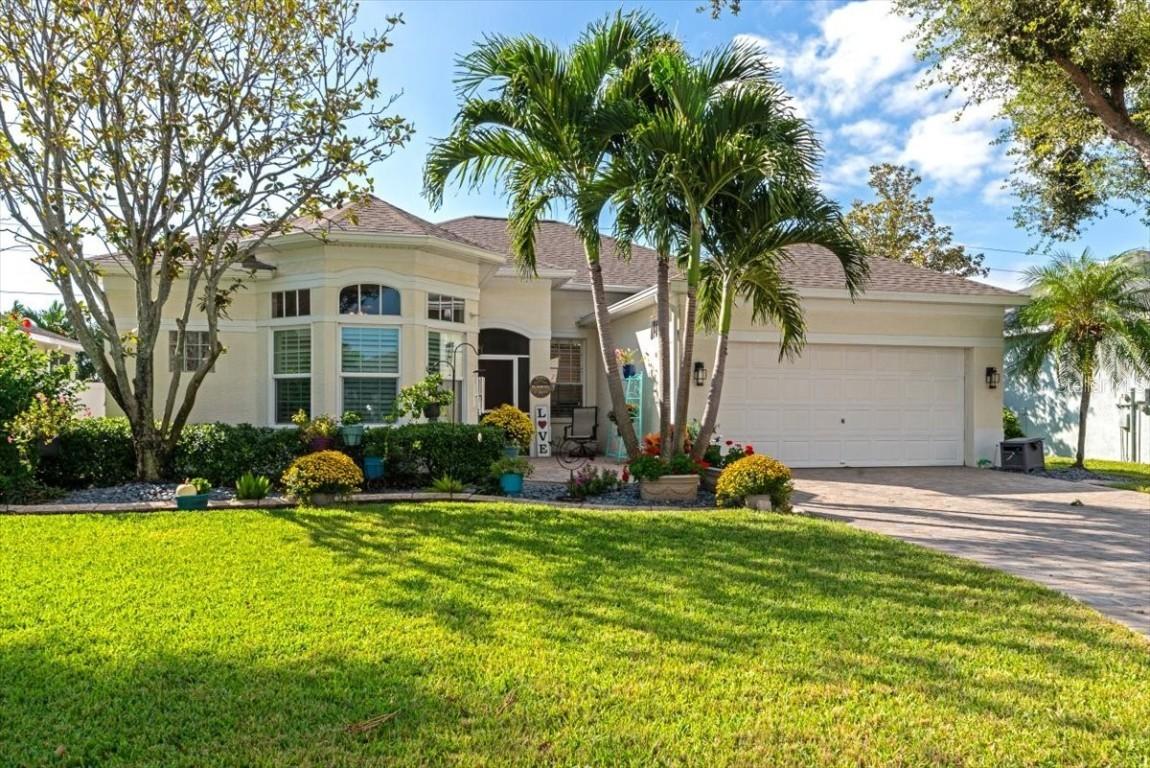 5312 52nd Ave., Bradenton, FL 34210