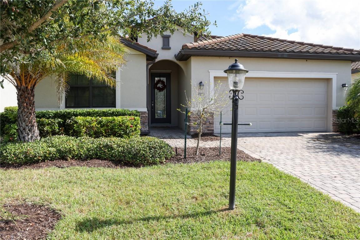 17221 Blue Ridge Pl., Lakewood Ranch, FL 34211