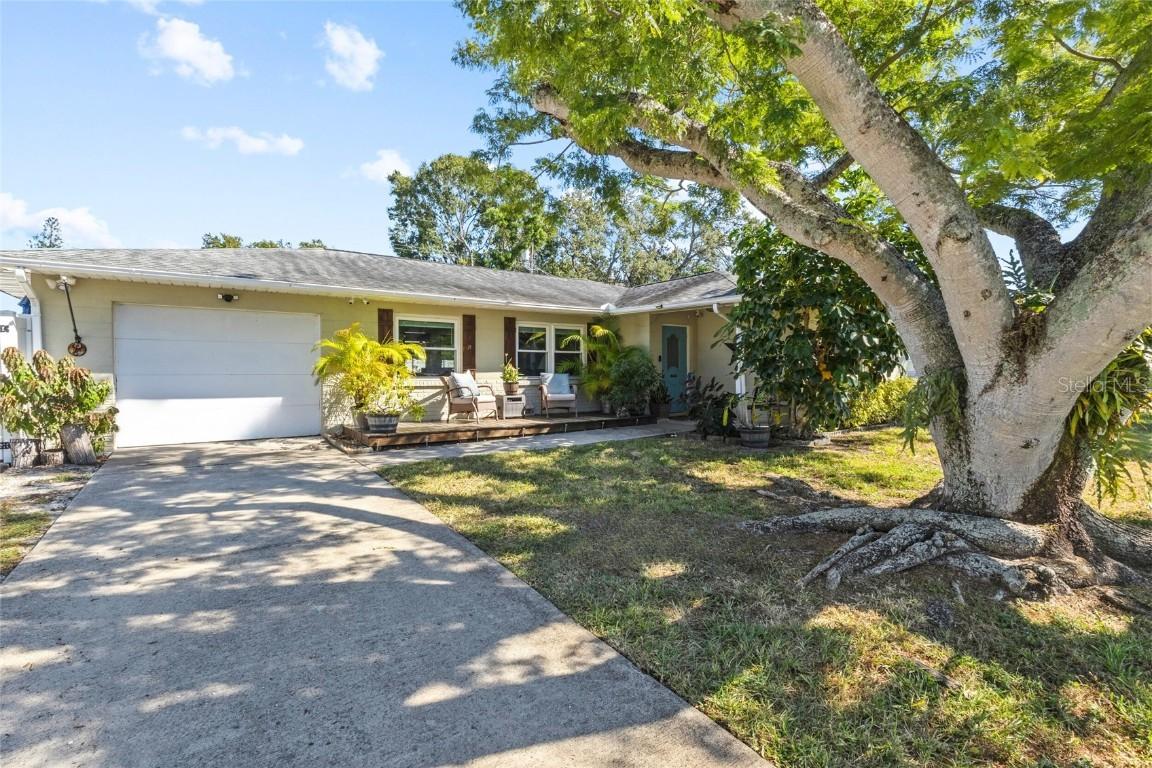 3103 Norwich Dr., Bradenton, FL 34205
