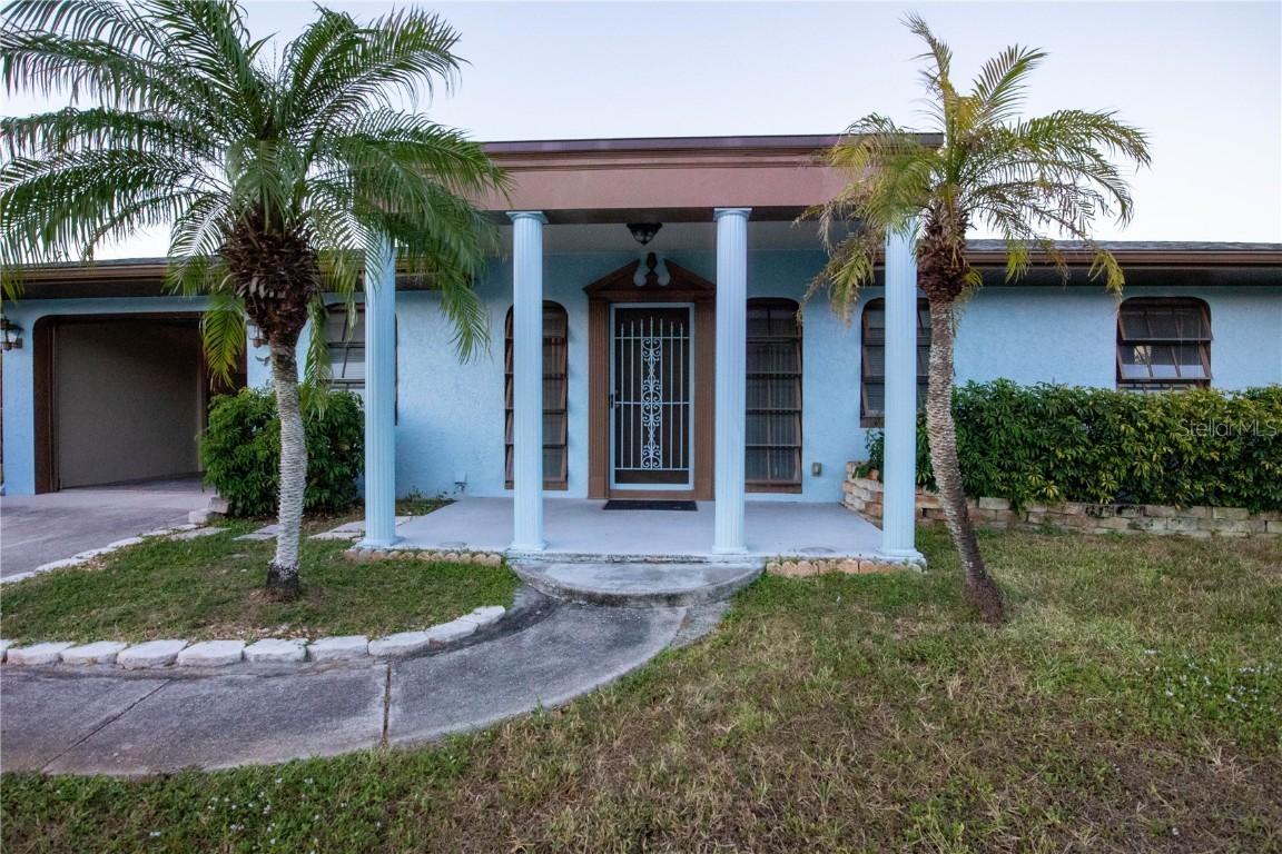 128 Bedford Dr., Port Charlotte, FL 33952