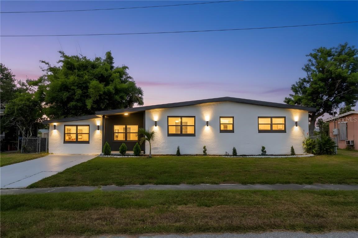 6821 Marius Rd., North Port, FL 34287