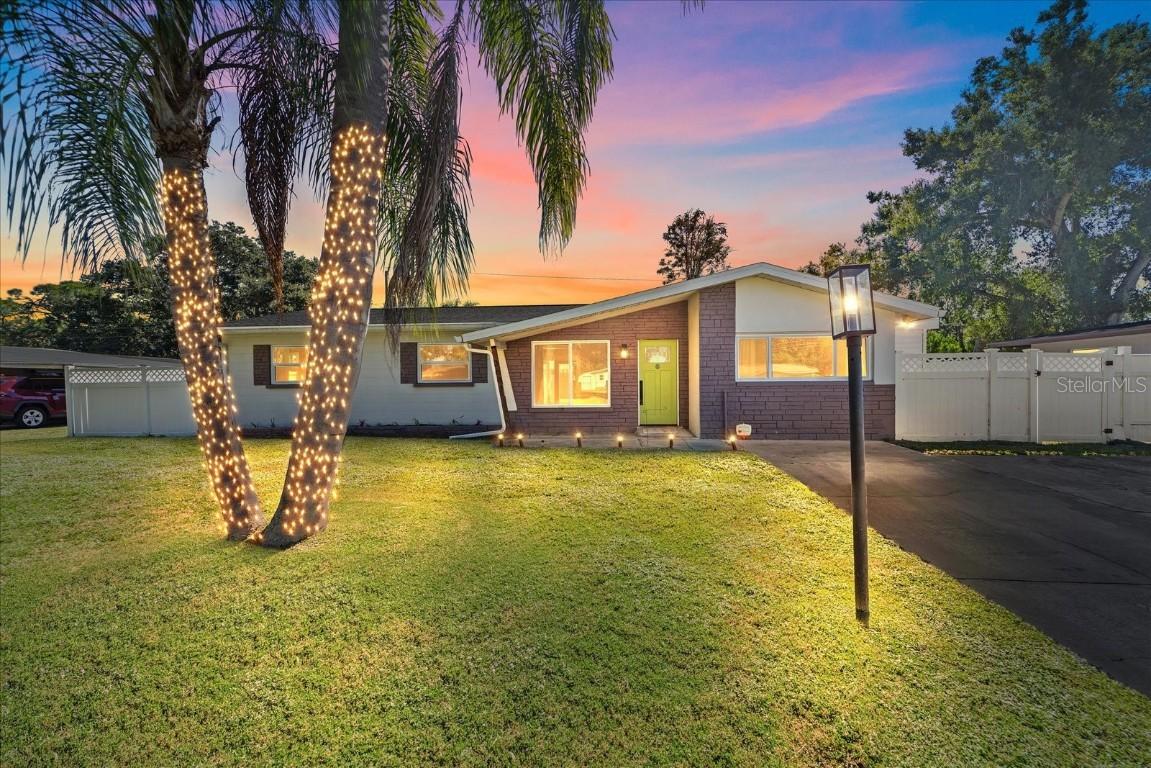 3647 Bali Dr., Sarasota, FL 34232