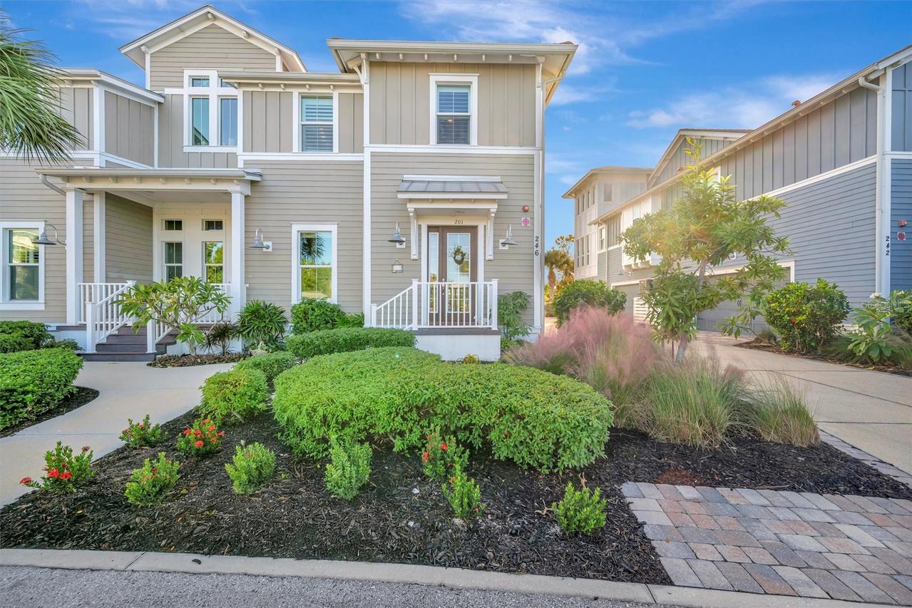 246 Sapphire Lake Dr. #201, Bradenton, FL 34209