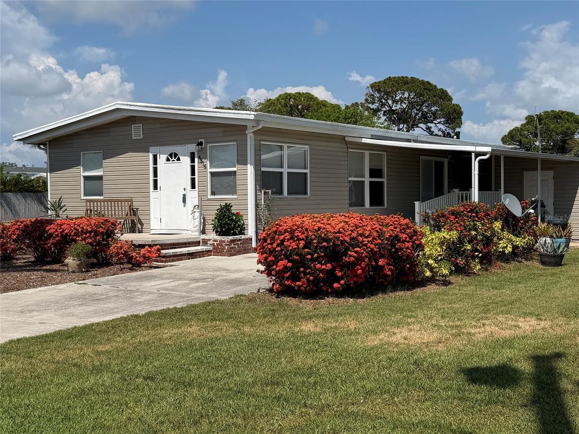 4515 106th St., Bradenton, FL 34210