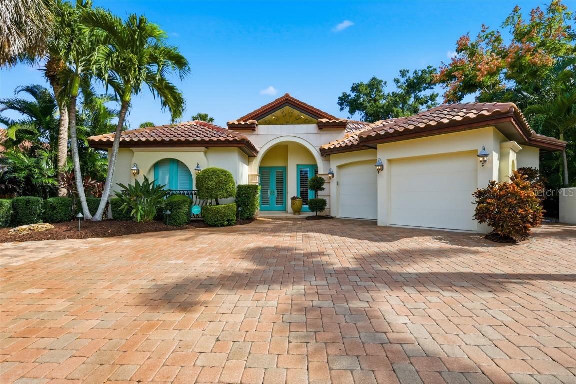 4946 Brywill Cir., Sarasota, FL 34234