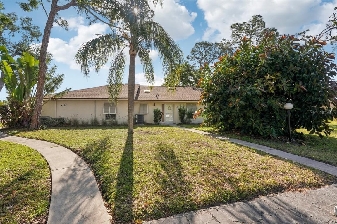 5382 Royal Palm Ave., Sarasota, FL 34234