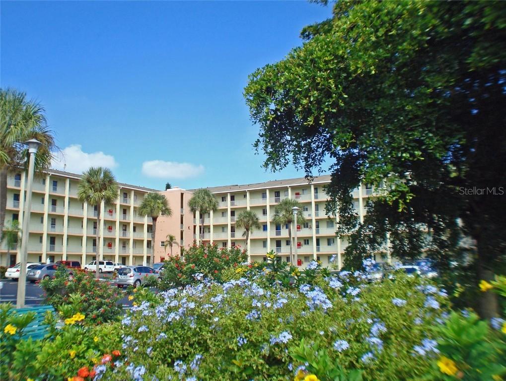 3772 Lake Bayshore Dr. #K-517, Bradenton, FL 34205